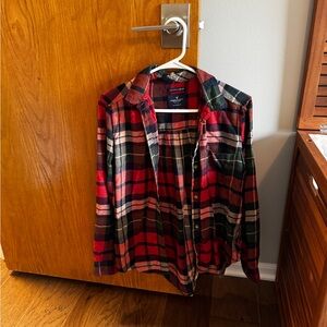 American Eagle Plaid Button-Up Shirt